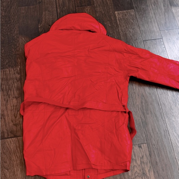 Red 3/4 length genuine leather coat - Picture 2 of 2